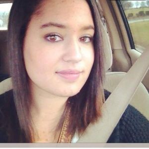 Meet your Posher, Amber